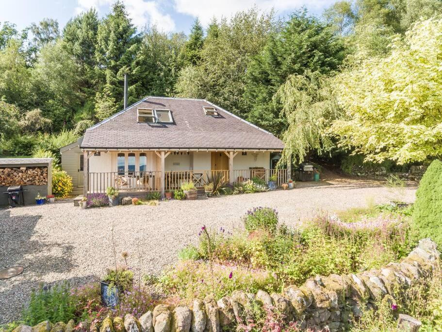 The Mews - A Cottage With A Spectacular Lake View Port Of Menteith Екстер'єр фото
