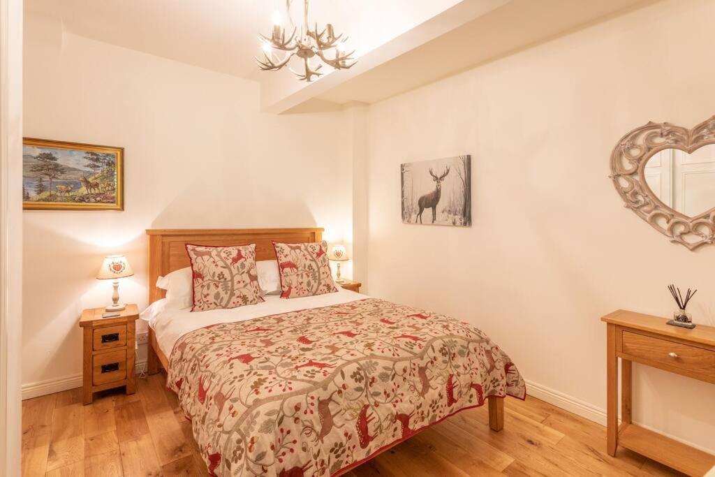 The Mews - A Cottage With A Spectacular Lake View Port Of Menteith Екстер'єр фото